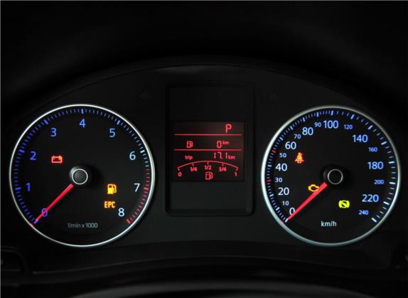 宝来 2011款 1.6L自动豪华型 中控类   仪表盘