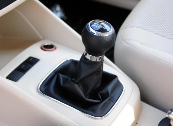 宝来 2012款 1.6L 手动时尚型 中控类   挡把
