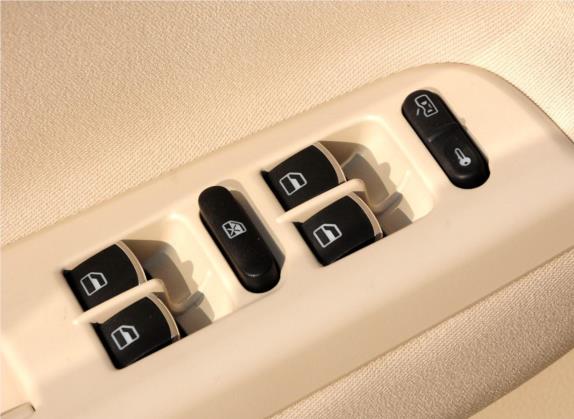 宝来 2012款 1.6L 手动时尚型 车厢座椅   门窗控制