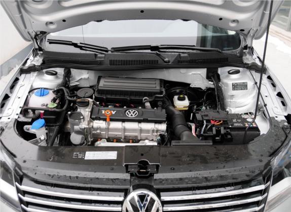 宝来 2013款 1.6L 手动舒适型 其他细节类   发动机舱