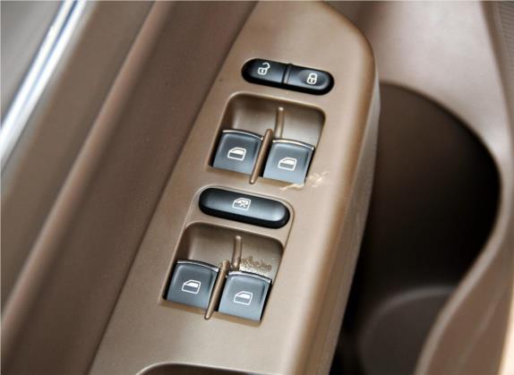 宝来 2013款 1.6L 手动舒适型 车厢座椅   门窗控制