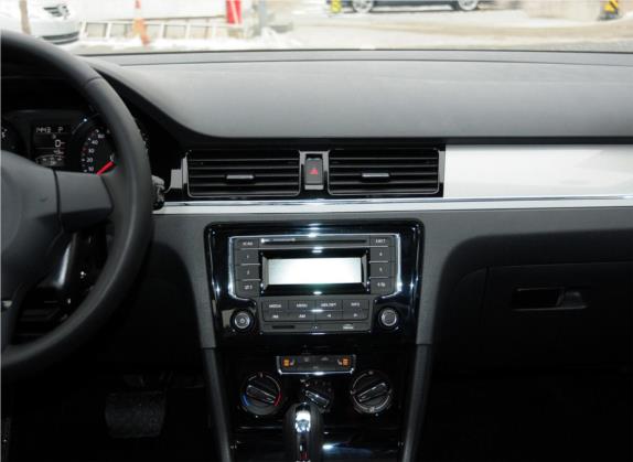 宝来 2013款 1.6L 自动舒适型 中控类   中控台