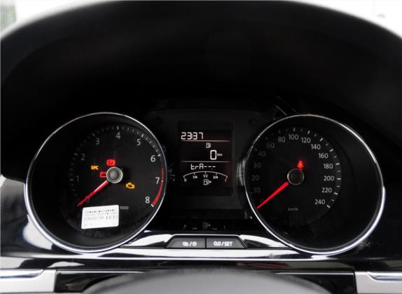 宝来 2013款 1.4T 手动舒适型 中控类   仪表盘