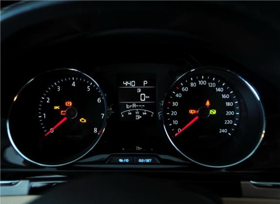 宝来 2013款 1.4T 自动舒适型 中控类   仪表盘