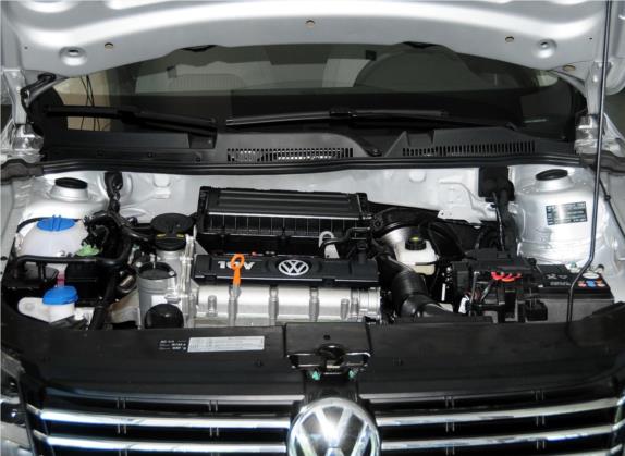 宝来 2014款 1.6L 手动时尚型 其他细节类   发动机舱