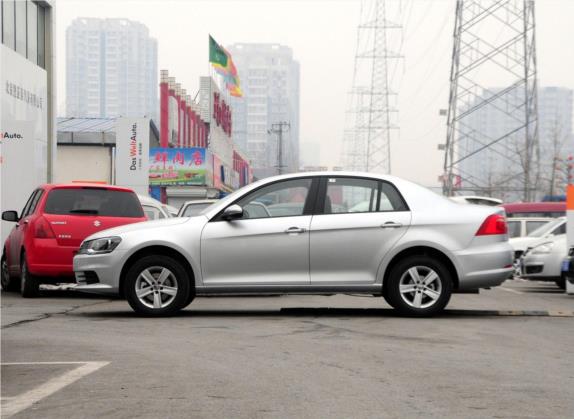 宝来 2014款 1.6L 自动时尚型 外观   正侧