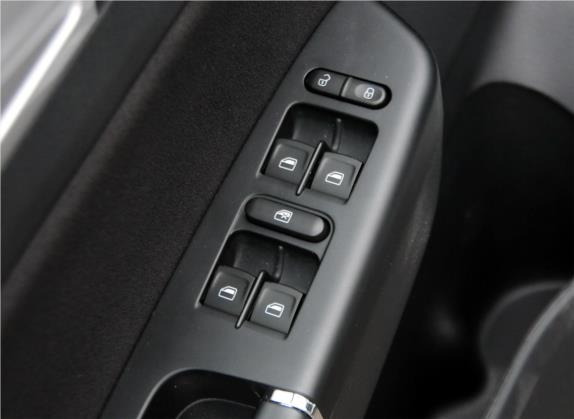 宝来 2014款 1.6L 自动时尚型 车厢座椅   门窗控制