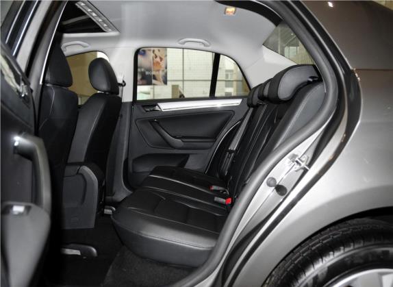 宝来 2014款 1.6L 手动舒适型 车厢座椅   后排空间