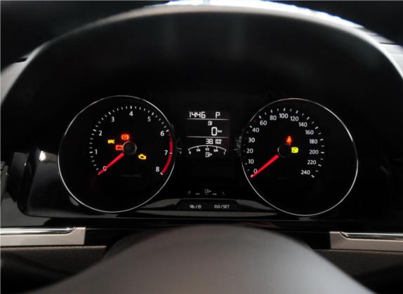 宝来 2014款 1.6L 自动舒适型 中控类   仪表盘
