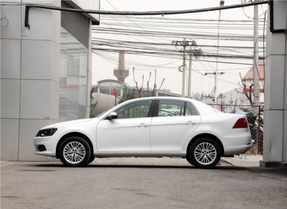 宝来 2014款 1.6L 自动豪华型 外观   正侧