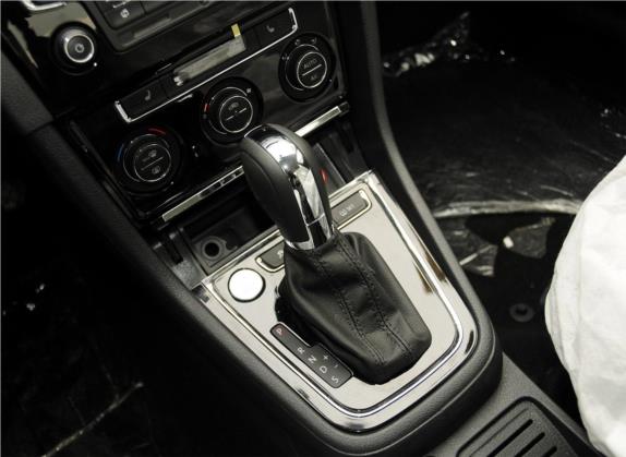宝来 2014款 1.6L 自动豪华型 中控类   挡把