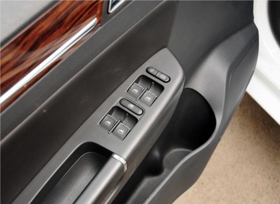 宝来 2014款 1.6L 自动豪华型 车厢座椅   门窗控制
