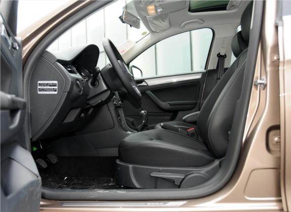宝来 2014款 1.4TSI 手动舒适型 车厢座椅   前排空间