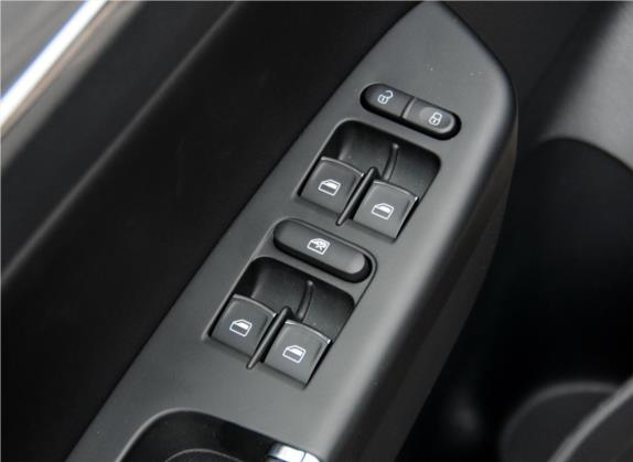 宝来 2014款 1.4TSI 手动舒适型 车厢座椅   门窗控制