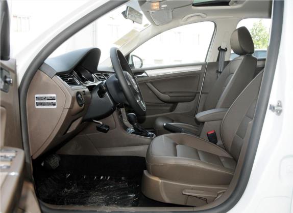 宝来 2014款 1.4TSI 自动舒适型 车厢座椅   前排空间