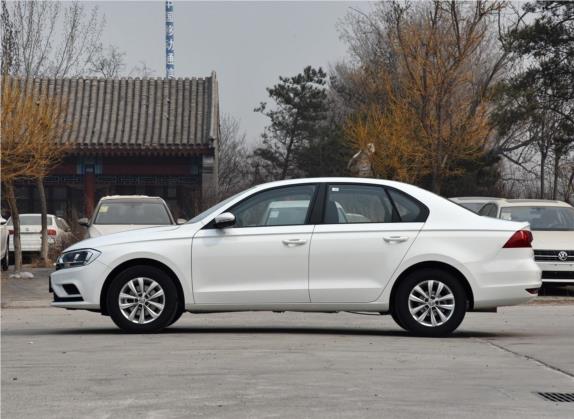 宝来 2016款 1.6L 自动时尚型 外观   正侧