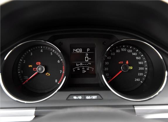 宝来 2016款 1.6L 自动时尚型 中控类   仪表盘