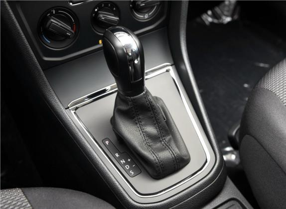 宝来 2016款 1.6L 自动时尚型 中控类   挡把