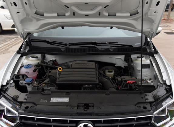 宝来 2016款 1.6L 自动豪华型 其他细节类   发动机舱
