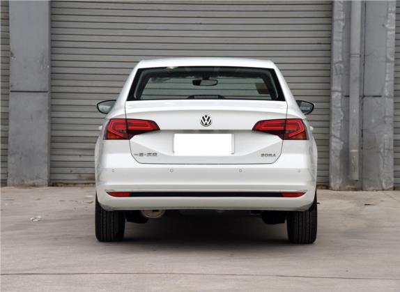 宝来 2016款 1.6L 自动豪华型 外观   正后