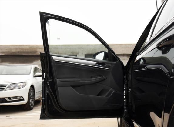 宝来 2016款 230TSI 手动舒适型 车厢座椅   前门板