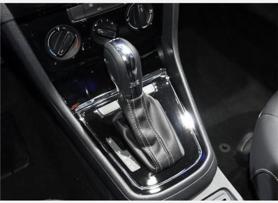 宝来 2016款 230TSI DSG 25周年纪念版 中控类   挡把