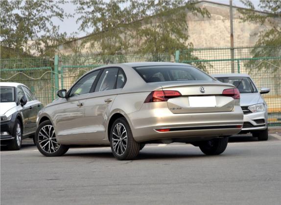 宝来 2017款 1.6L 自动豪华型 外观   斜后