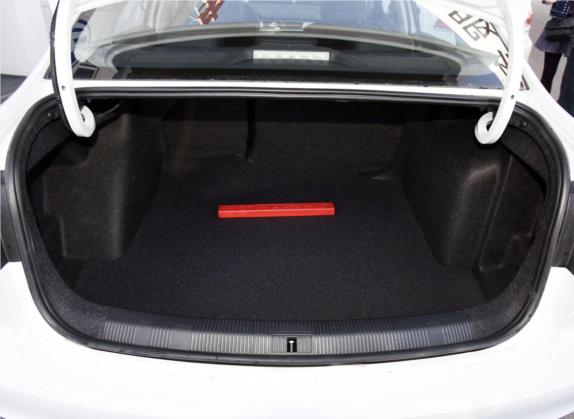 宝来 2017款 230TSI DSG舒适型 车厢座椅   后备厢