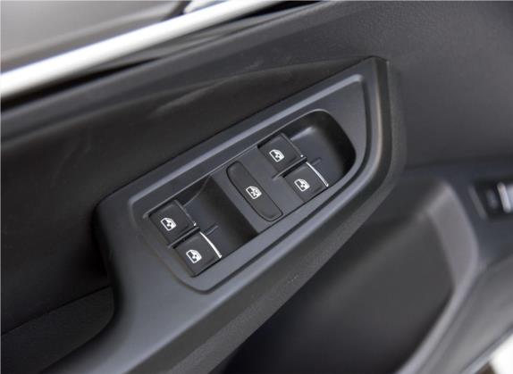 宝来 2017款 230TSI DSG舒适型 车厢座椅   门窗控制