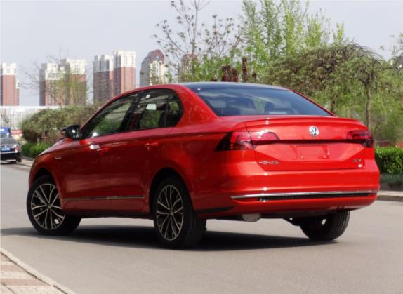 宝来 2017款 1.6L 自动运动版 外观   斜后
