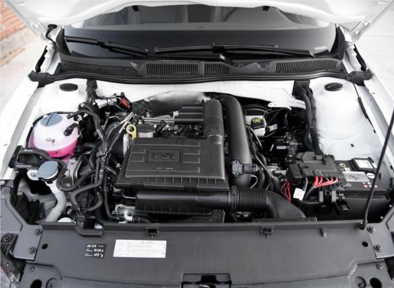 宝来 2018款 230TSI DSG舒适型 其他细节类   发动机舱