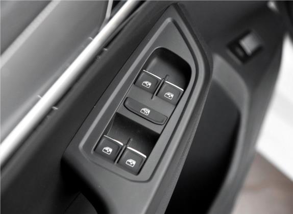 宝来 2018款 230TSI DSG舒适型 车厢座椅   门窗控制