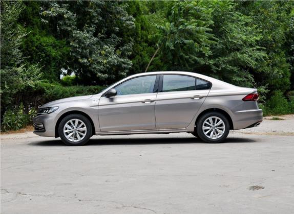 宝来 2019款 1.5L 手动舒适型 外观   正侧