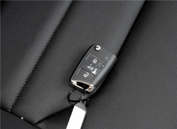 宝来 2019款 1.5L 自动豪华型 其他细节类   钥匙