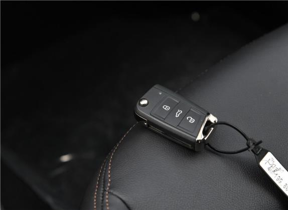 宝来 2019款 改款 1.5L 自动豪华型 国V 其他细节类   钥匙