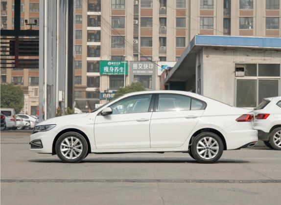 宝来 2021款 1.5L 手动舒适智联版 外观   正侧