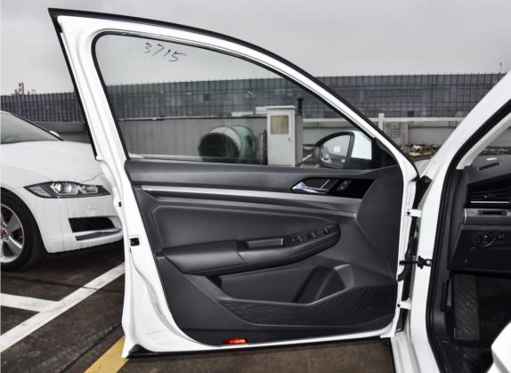 宝来 2021款 200TSI DSG舒适智联版 车厢座椅   前门板