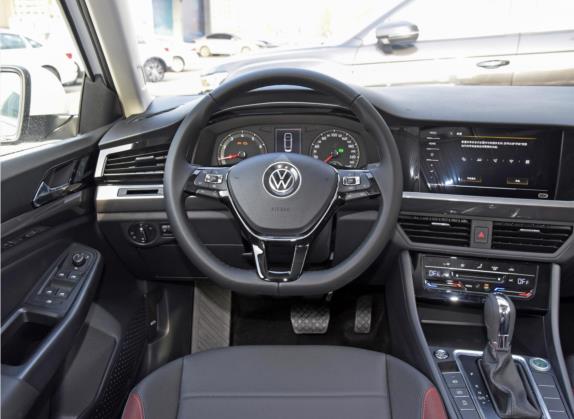 宝来 2021款 200TSI DSG精英智联版 中控类   驾驶位