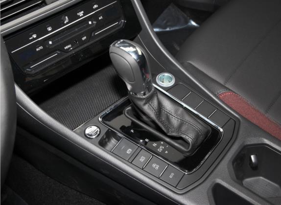宝来 2021款 280TSI DSG精英智联版 中控类   挡把