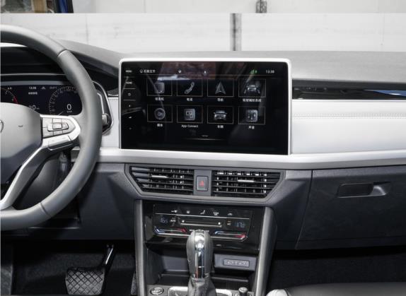 2023款 280TSI DSG尊行版 中控类   中控台