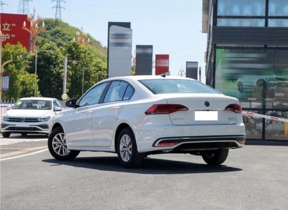 宝来 2023款 200TSI 手动畅行版 外观   斜后