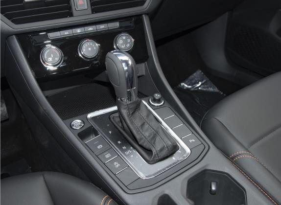 宝来 2023款 200TSI DSG智行PRO版 中控类   挡把