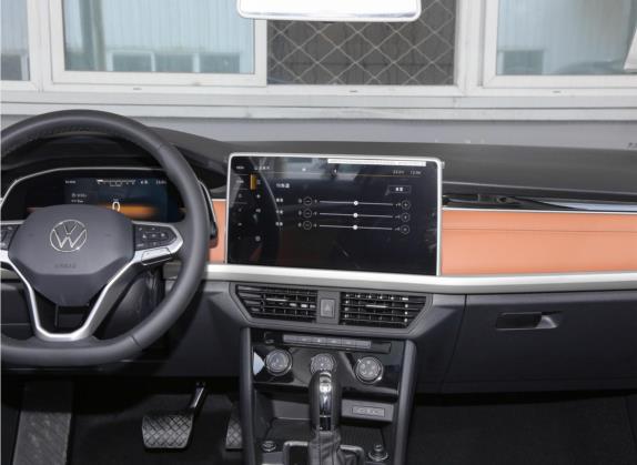 宝来 2023款 200TSI DSG悦行版 中控类   中控台