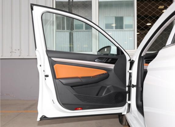 宝来 2023款 200TSI DSG悦行版 车厢座椅   前门板