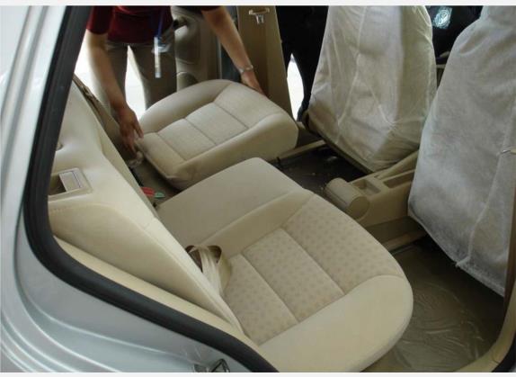 高尔夫 2005款 1.8 手动舒适型 车厢座椅   后排空间