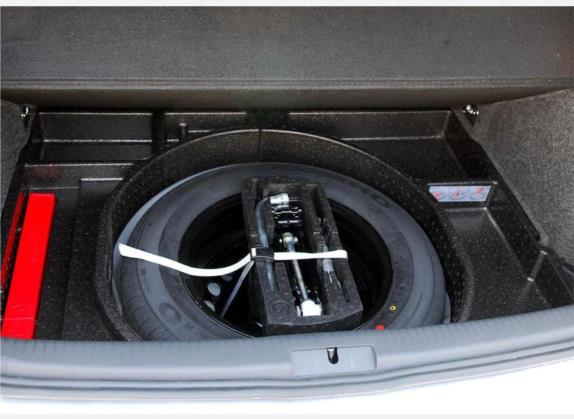 高尔夫 2010款 1.4TSI 自动豪华型 其他细节类   备胎