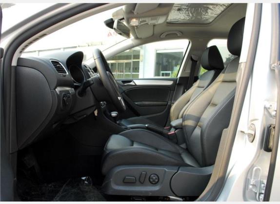 高尔夫 2010款 1.4TSI 自动豪华型 车厢座椅   前排空间
