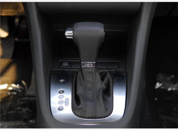 高尔夫 2010款 1.4TSI 自动豪华型 中控类   挡把