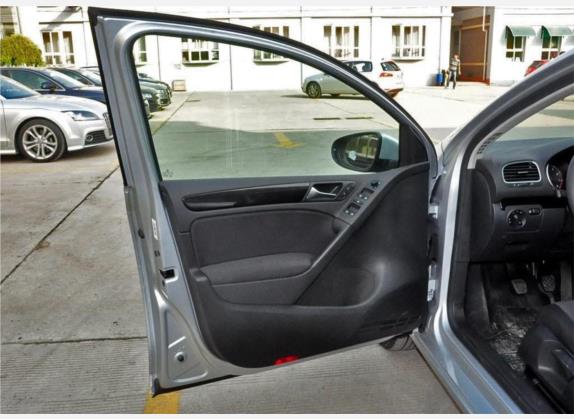 高尔夫 2010款 1.6 手动舒适型 车厢座椅   前门板