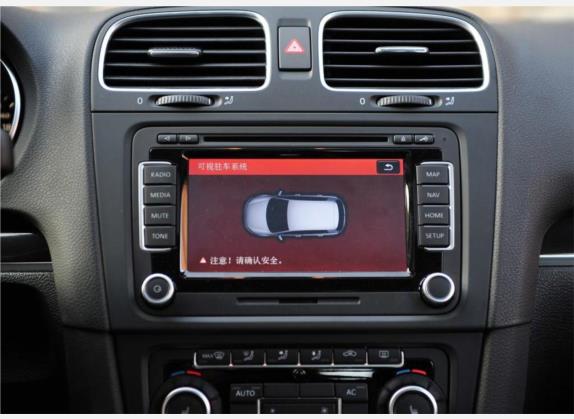 高尔夫 2010款 2.0TSI GTI 中控类   中控台